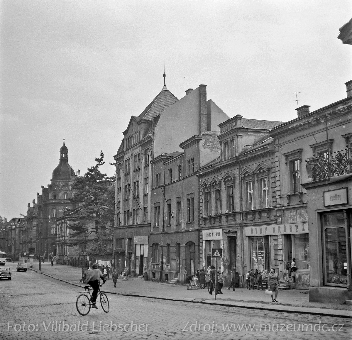 Téma Co předcházelo budově Kokosu (sekretariátu OV KSČ) v Děčíně I