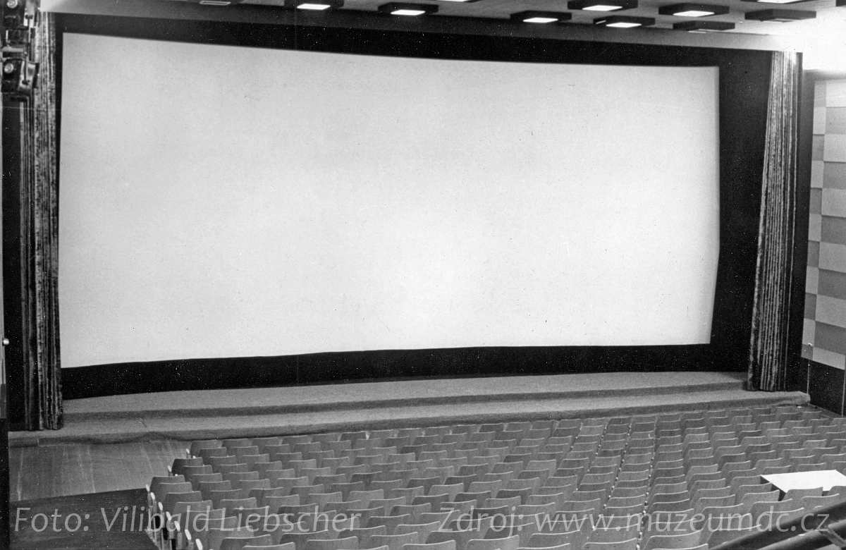 Kino Sněžník, Děčín