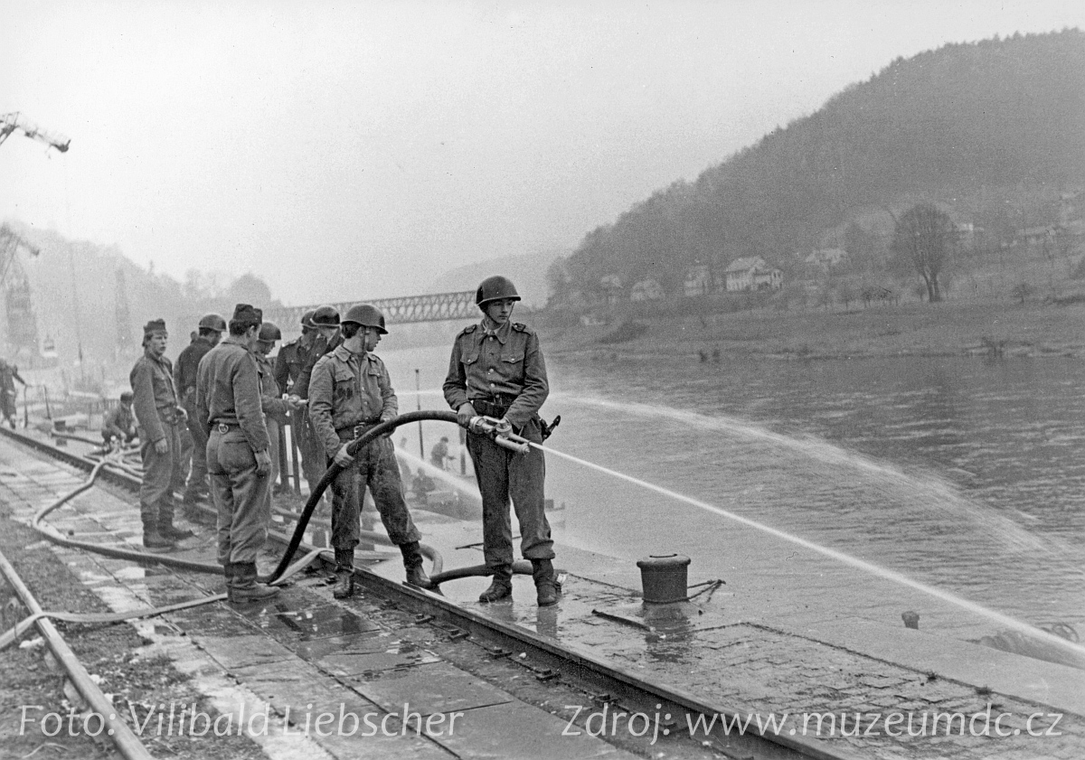 Cvičení civilní obrany v Děčíně