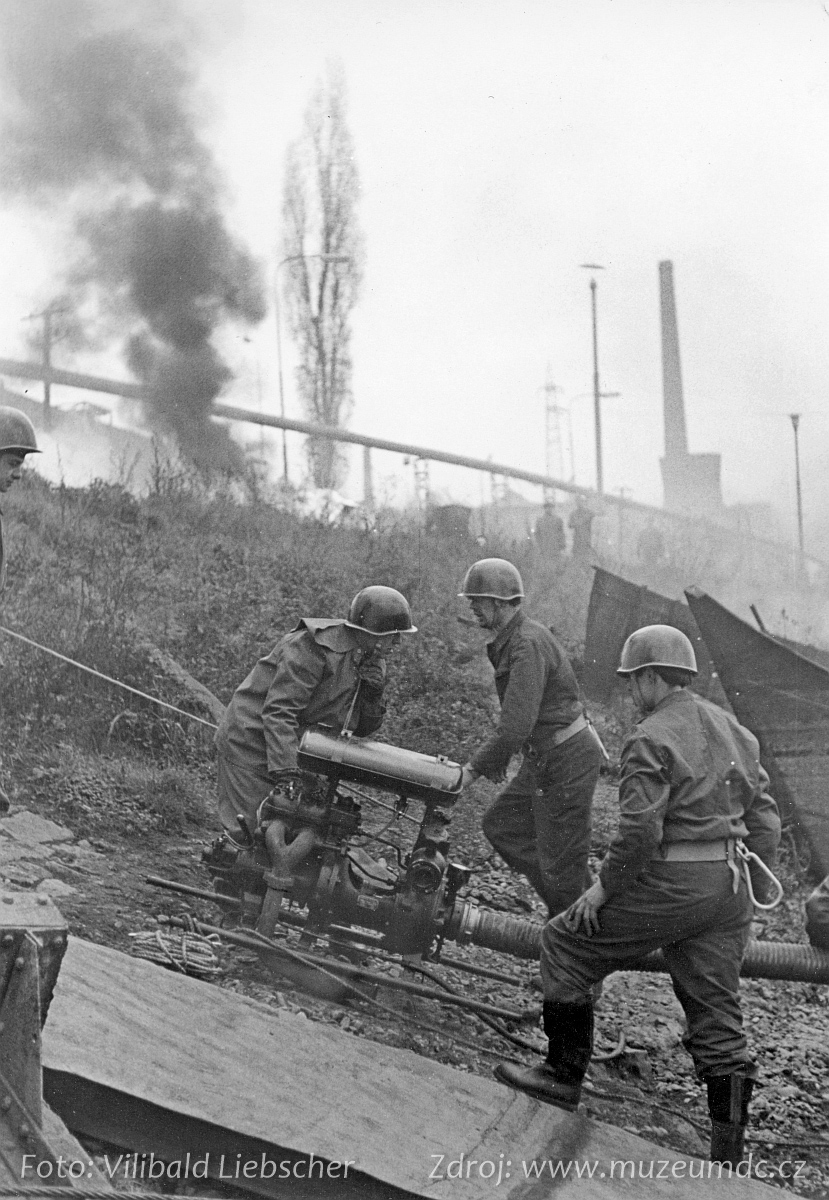 Cvičení civilní obrany v Děčíně