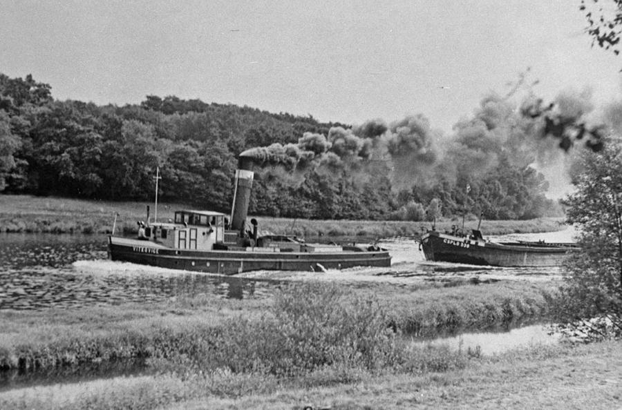 Vítkovice s vlekem na Labi.